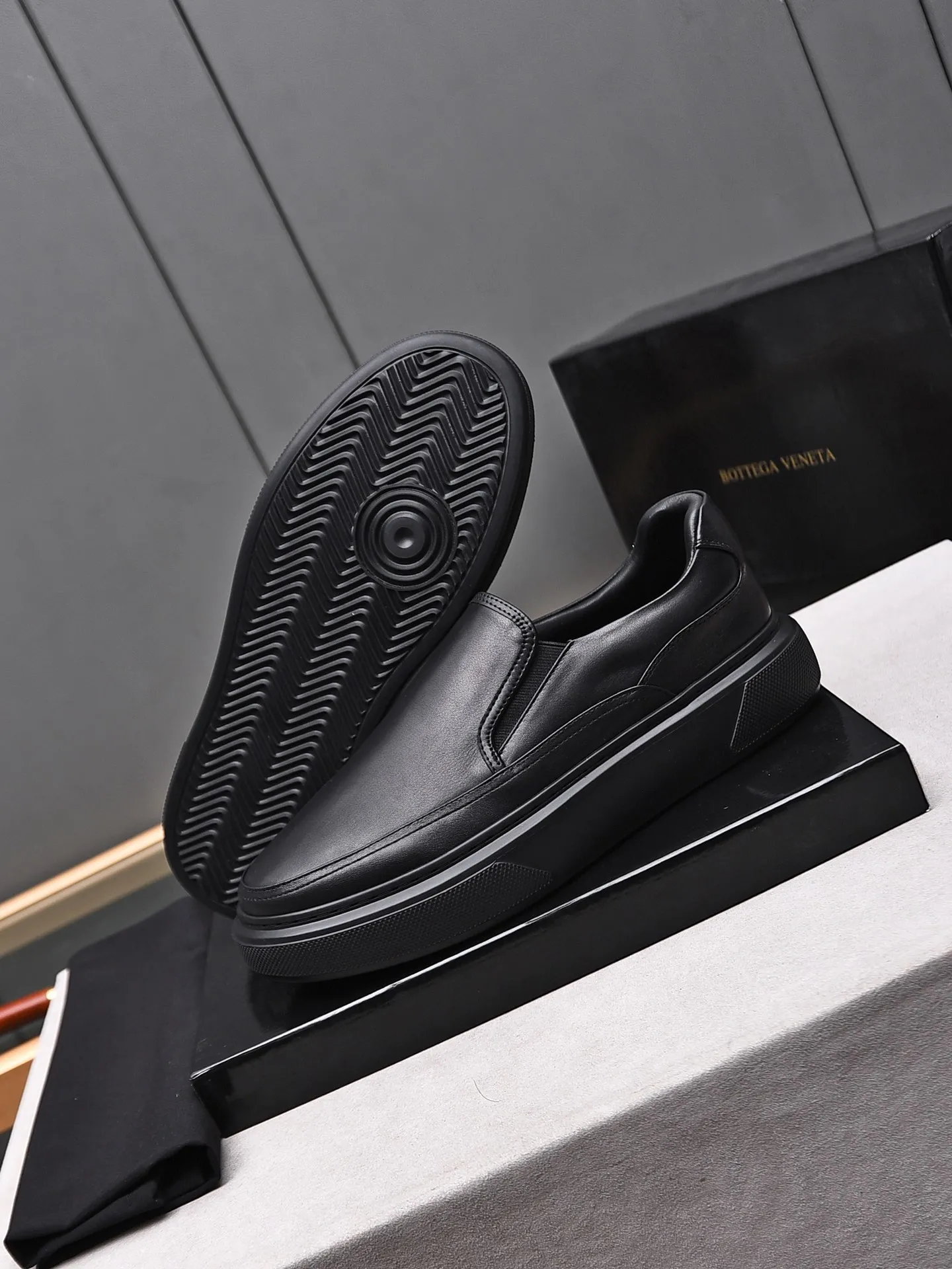 Men's Men's Shoes💰520 [One-step-up] BOTTEG* VENET* - high-end boutique Size: 38-44 (45 customized) BV new product, first-layer cowhide artificially woven classic style and contemporary fashion temperament harmoniously blend, rubber sole is light and flexible, water-dyed cowhide lining! [Taobao, Tmall, and live streaming are the first choices]